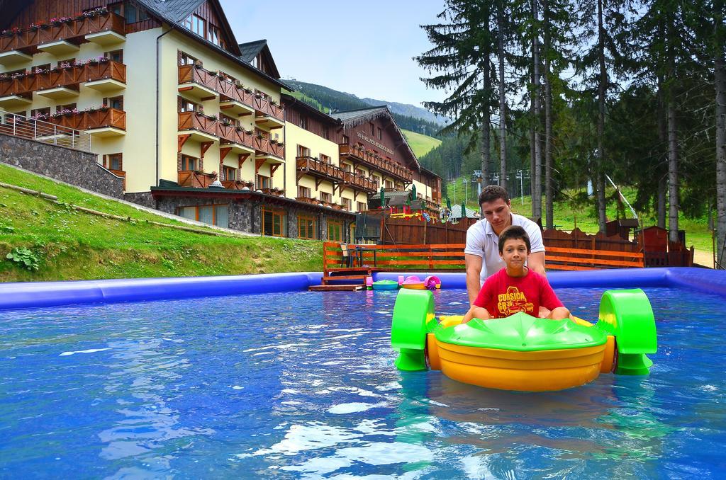 Ski & Wellness Residence Druzba Demanovska Dolina Luaran gambar