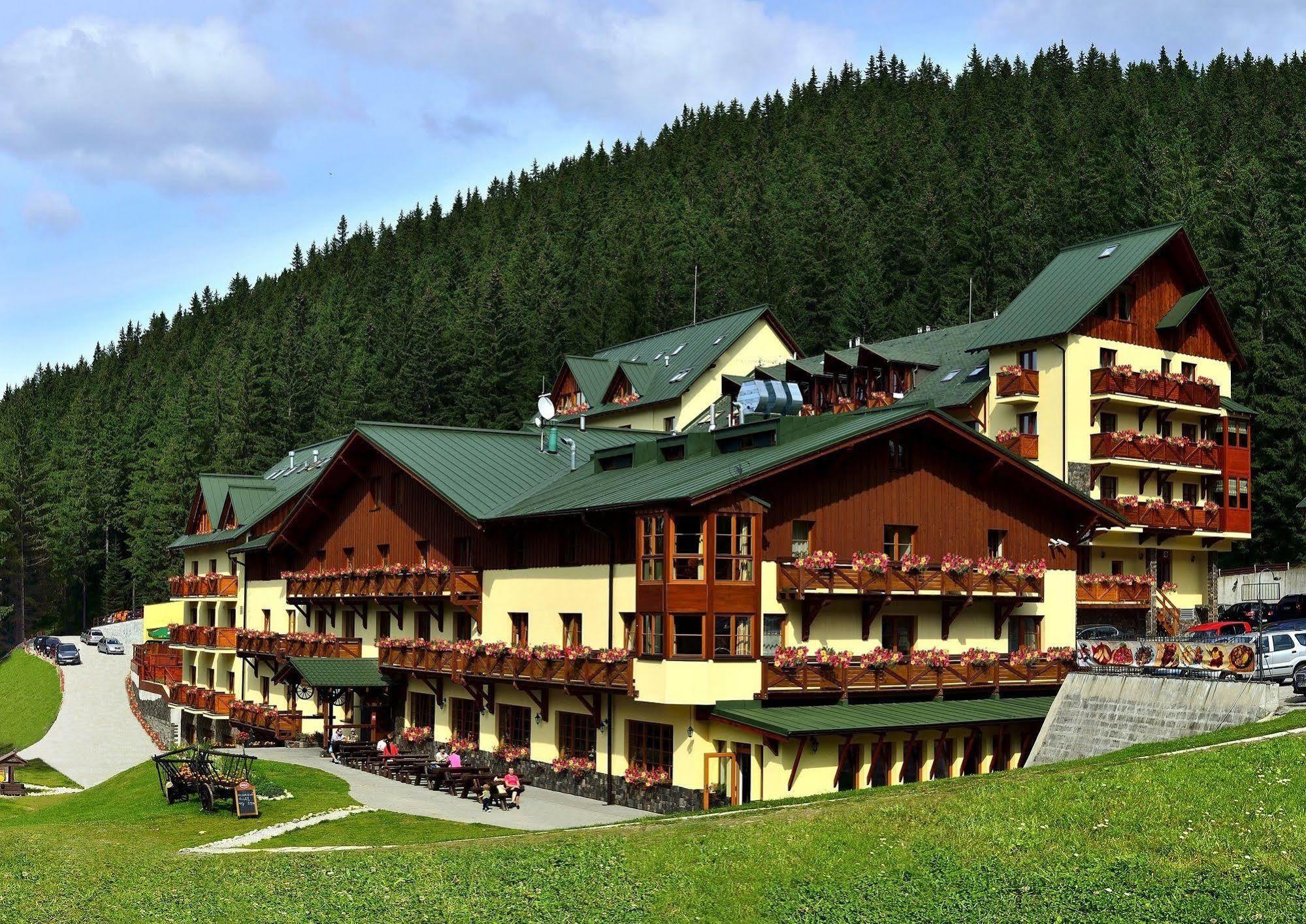 Ski & Wellness Residence Druzba Demanovska Dolina Luaran gambar